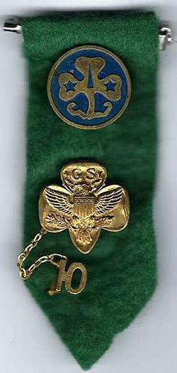 Girl Scout Insignia Tab Pin Felt Green with Pins