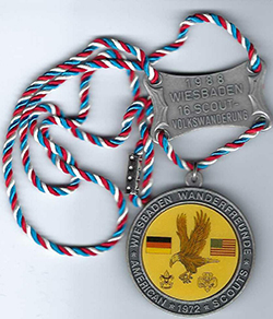 1988 Wiesbaden 16 Scout Volkswanderung Medal